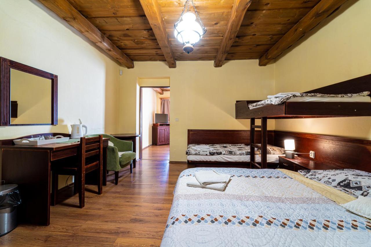 Maison d'hôtes Ranc Pod Ostrou Skalou à Stratená Extérieur photo